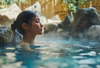<b>Onsen  (Hot Springs)</b><br>Feel the restorative power of Japan's hot spring culture.