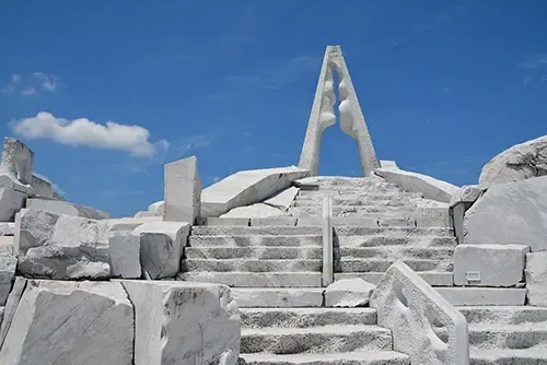 Art Appreciation (The Hill of Hope)