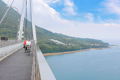 Island Hopping by Bike