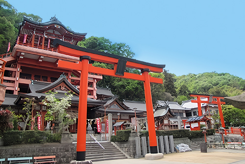 Prayer Ceremony at Kusado Inari Shrine