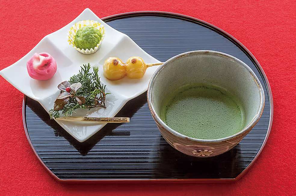 Japanese green tea (matcha)